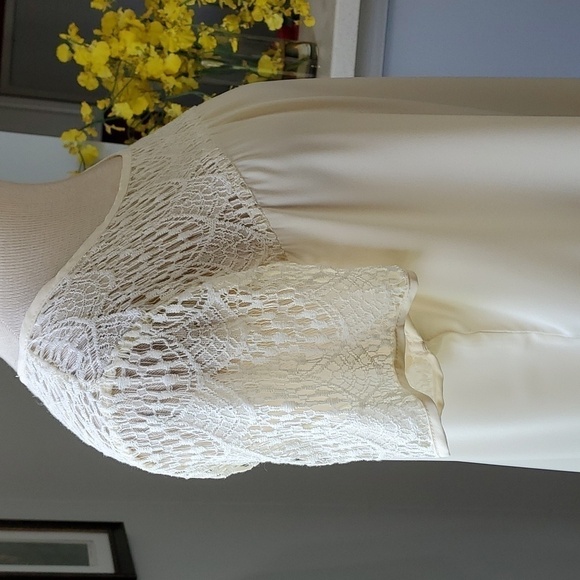 METAPHOR, beautiful short sleeve blouse. Size medium  cream color. Crochet lace, - Picture 5 of 12